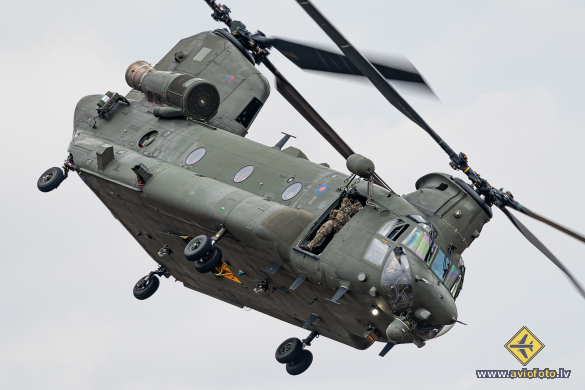 Boeing Chinook HC6
